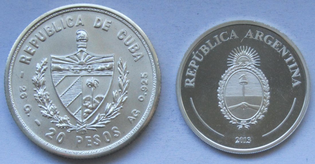  Kuba/Argentinien: Lot aus zwei Silbermünzen, zusammen 36,5 g Feinsilber   