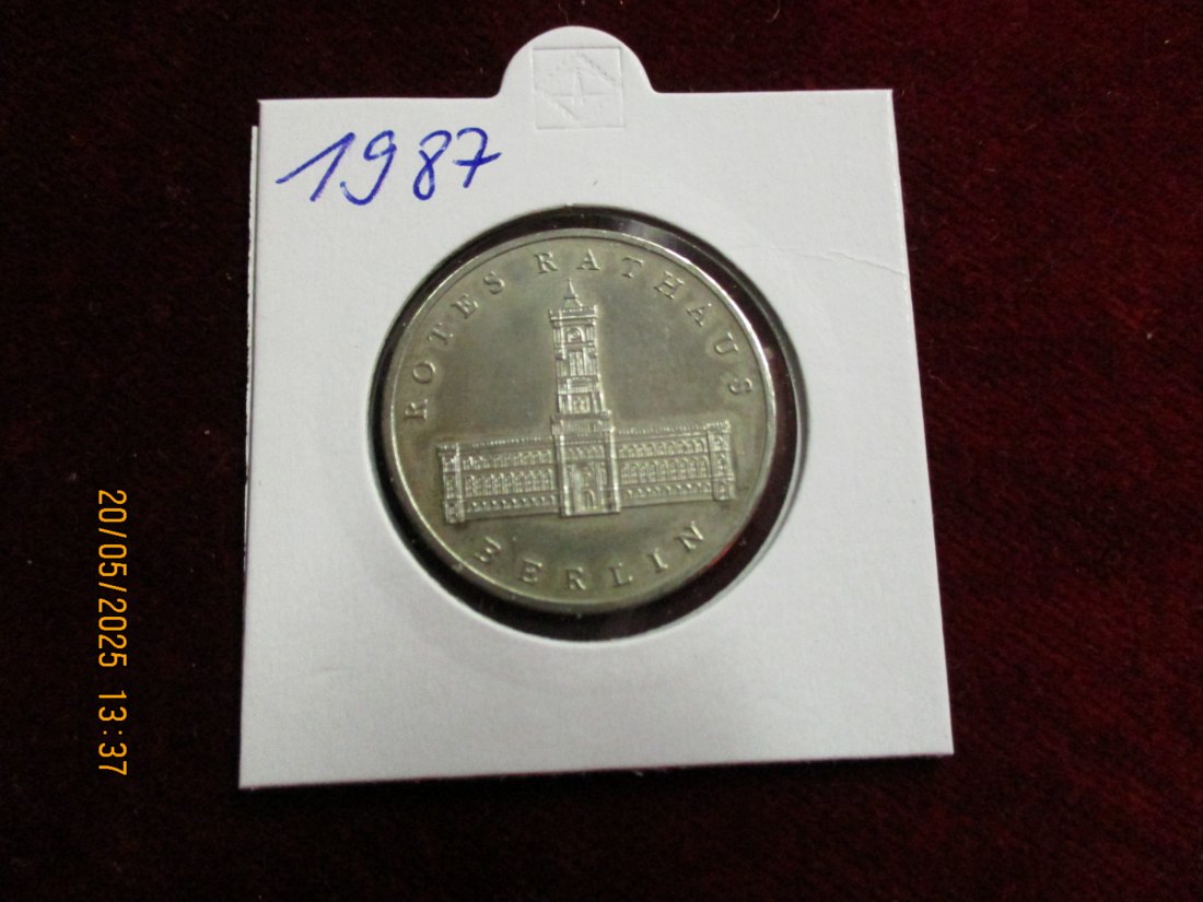  5 Mark DDR 1987 Berlin Rotes Rathaus / Metall: K-N-Zk   