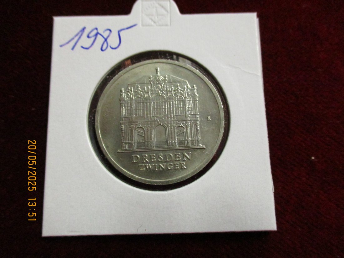 5 Mark DDR 1985 Dresden Zwinger / Metall: K-N-Zk   