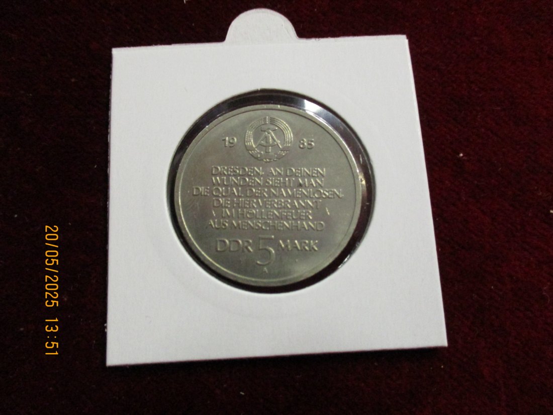 5 Mark DDR 1985 Dresden 1945 15.Februar / Metall: K-N-Zk   