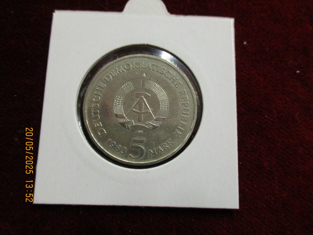  5 Mark DDR 1983 Luthers Geburtshaus in Eisleben / Metall: K-N-Zk   