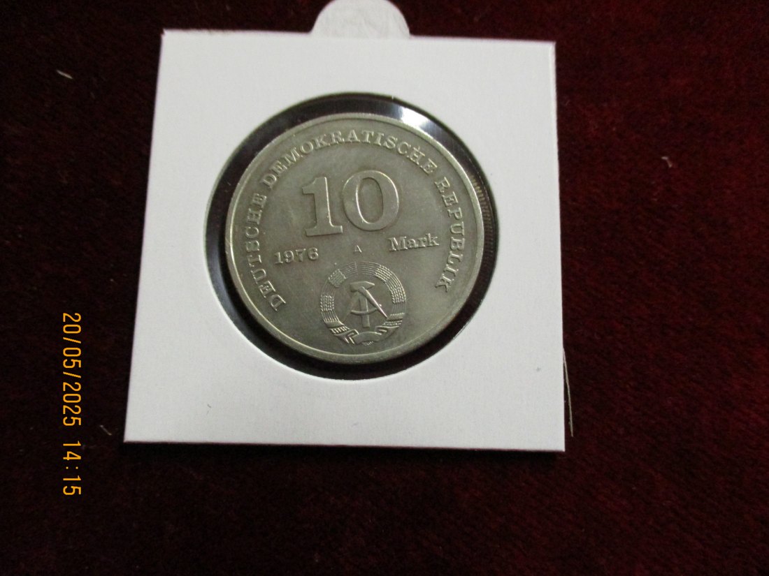  10 Mark DDR 1976 - 20 Jahre NVA / Metall: K-N-Zk   