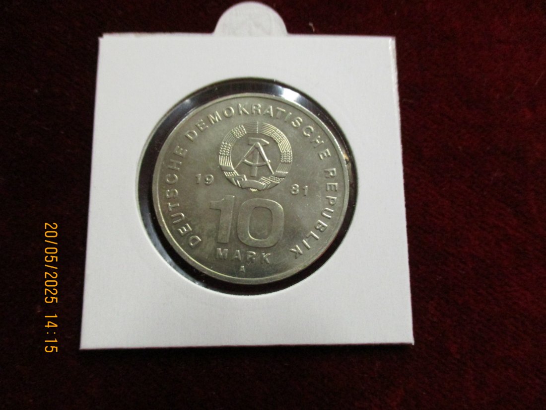  10 Mark DDR 1981 - 25 Jahre NVA / Metall: K-N-Zk   