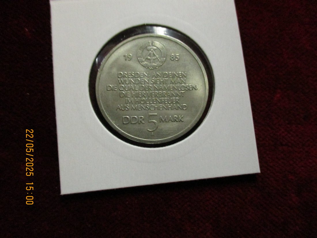  5 Mark DDR 1985 Dresden 1945 15.Februar / Metall: K-N-Zk Gewicht: 9,6g   
