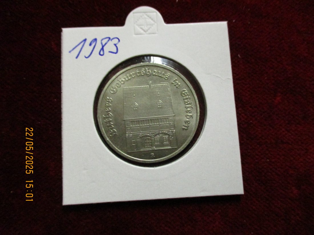 5 Mark DDR 1983 Luthers Geburtshaus in Eisleben / Metall: K-N-Zk Gewicht: 9,6g   