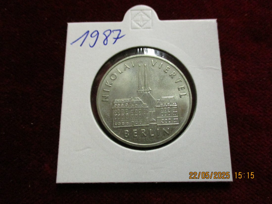  5 Mark DDR 1987 Berlin Nikolai Viertel / Metall: K-N-Zk Gewicht: 9,6g   