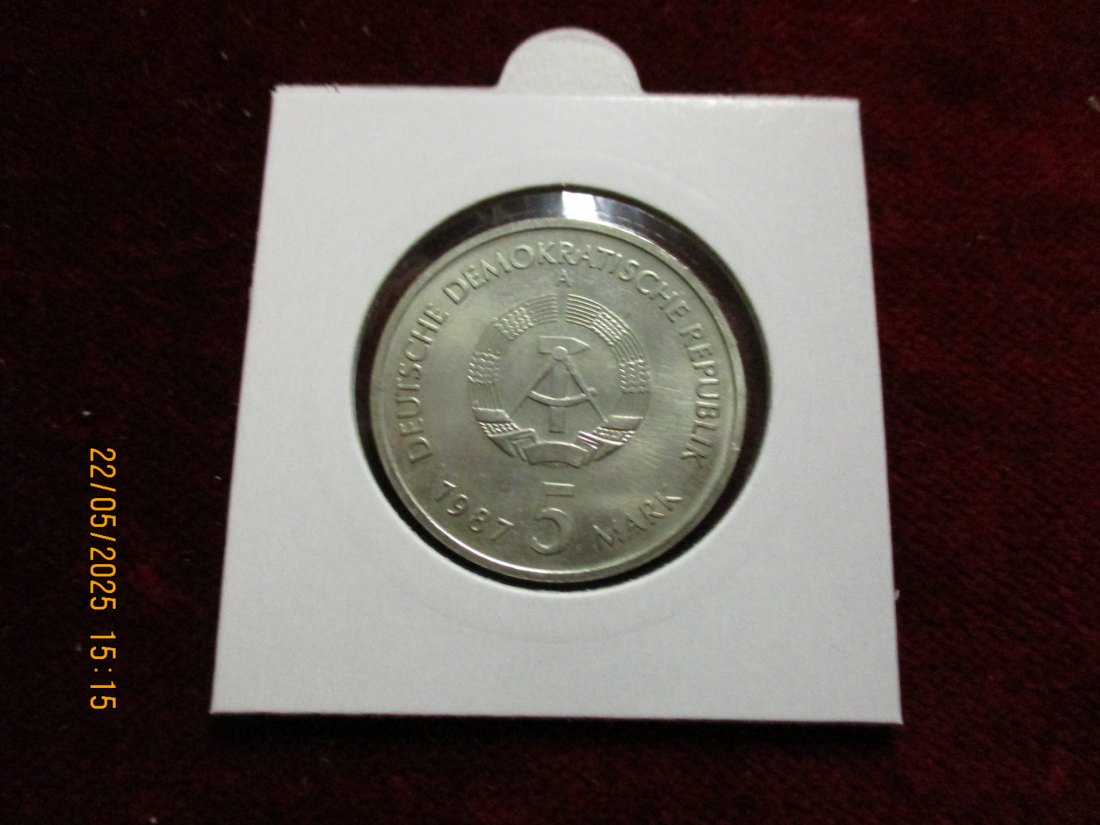  5 Mark DDR 1987 Berlin Nikolai Viertel / Metall: K-N-Zk Gewicht: 9,6g   