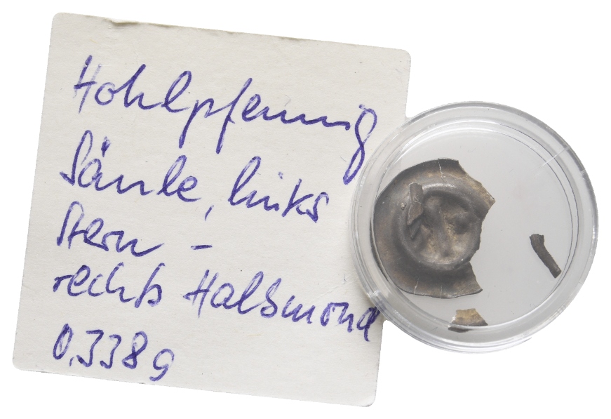  Mittelalter; Hohlpfennig; 0,34 g   
