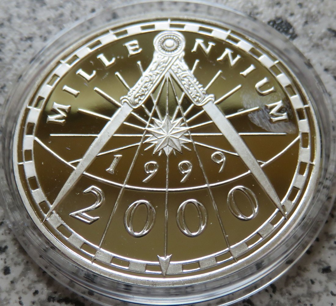  Benin 1000 Francs 2000   