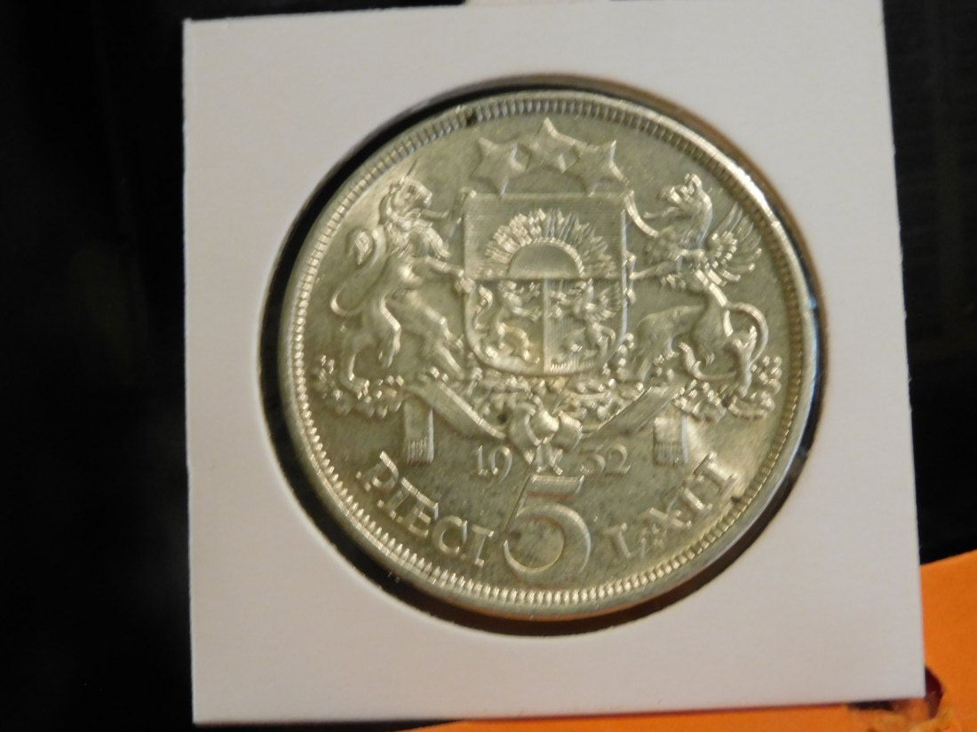  LATVIA 5 LATI 1932.GRADE-PLEASE SEE PHOTOS.   