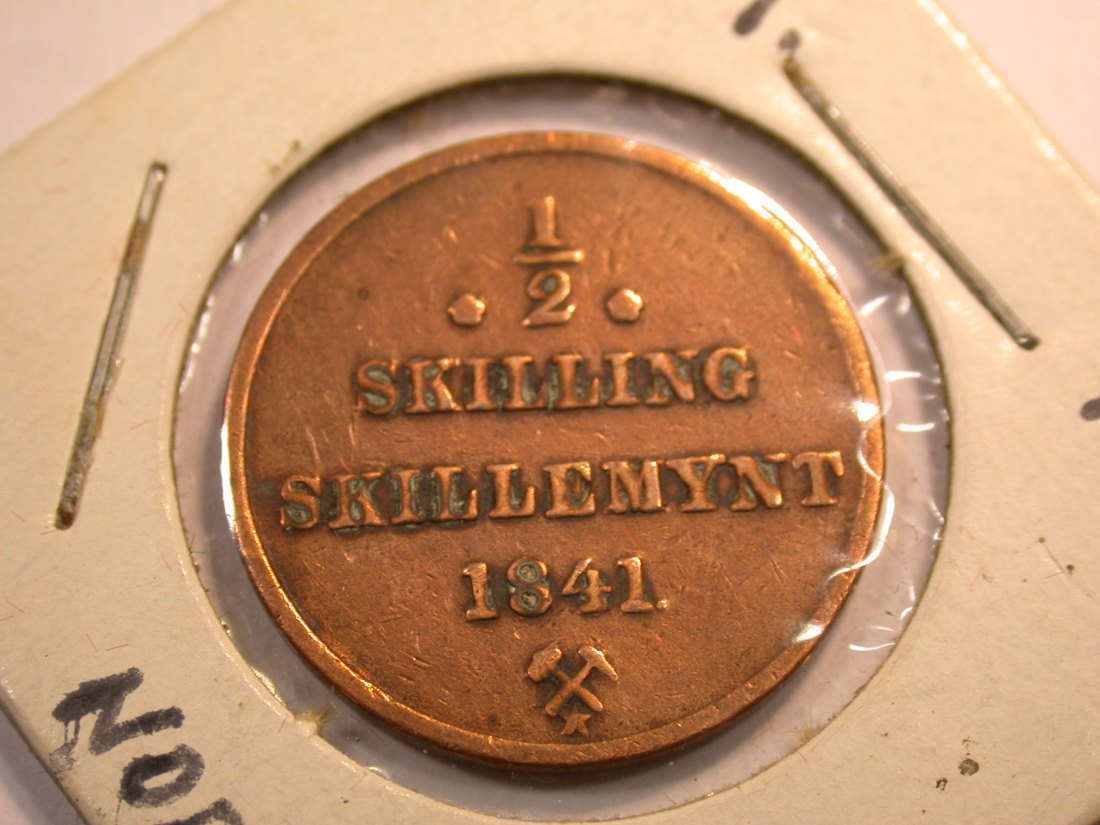 J04 Norwegen 1/2 Skilling 1841 in ss/f.ss Originalbilder