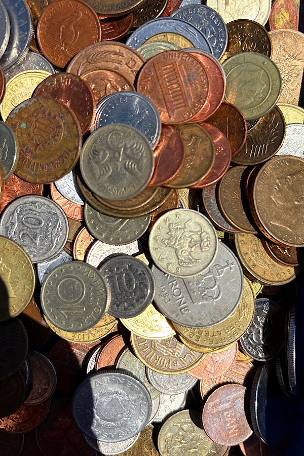  Über 11 kg Münzen meistens Europa   