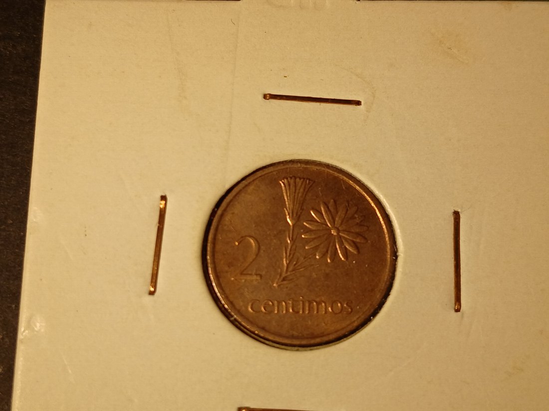 Mozambique - 2 Centimos 1975