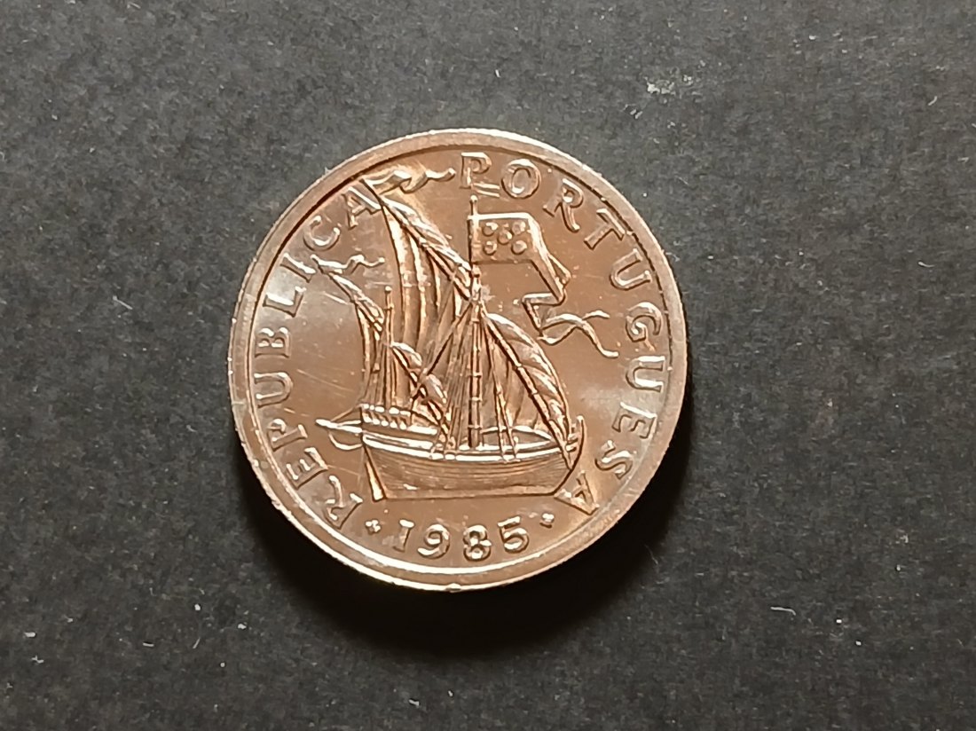  Portugal - 2 1/2 Escudos 1985   