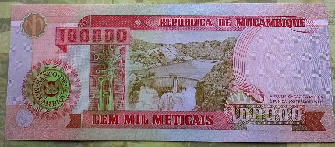  Madagaskar 100+200 Ariary UNC   