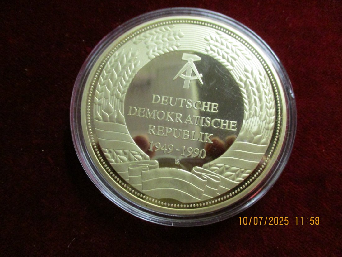  Medaille Kosmonaut Sigmund Jähn 110g   