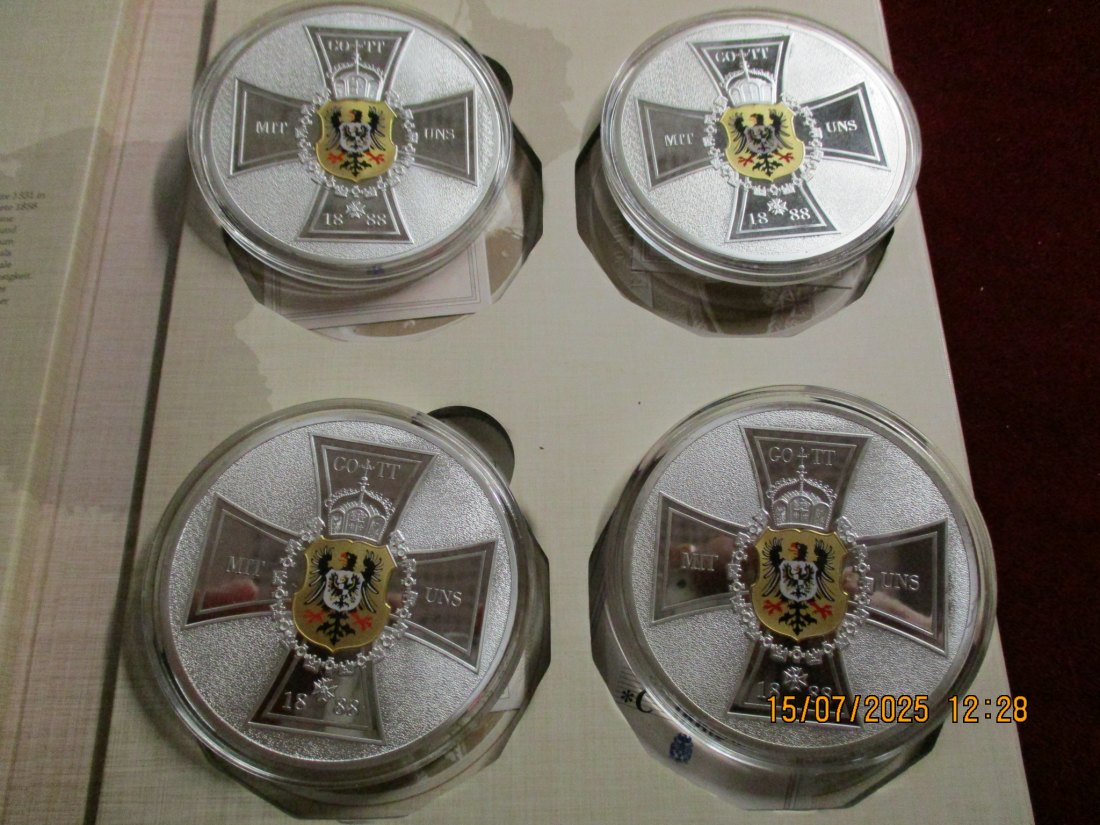  Lot - Sammlung Medaillen Das Drei Kaiser Jahr - 440g / K1   