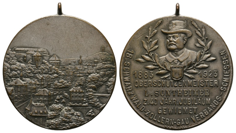  Medaille 1923; 40.Jubiläum Oberschützenmeister; vers. Bronze; gehenkelt; 26,62 g; Ø 40,45 mm   
