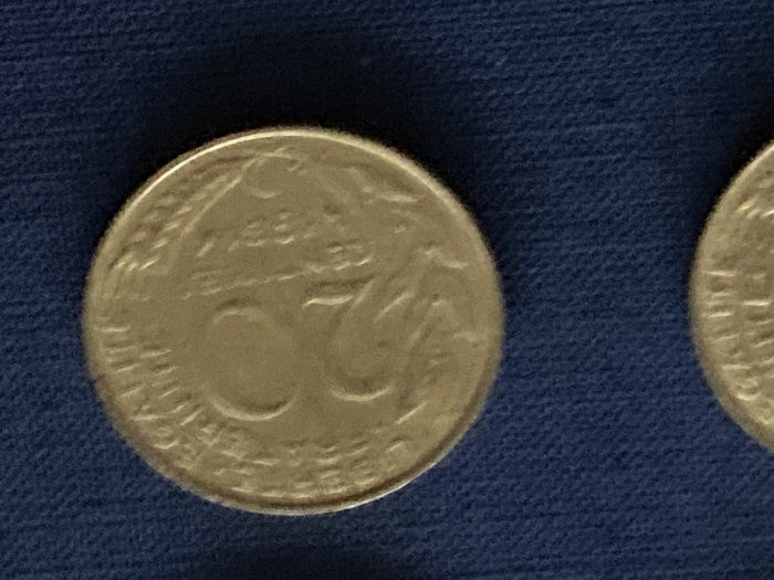 Münze Umlaufmmünze Frankreich 20 Centimes 1981