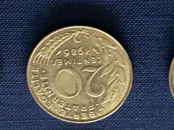 Münze Umlaufmmünze Frankreich 20 Centimes 1986