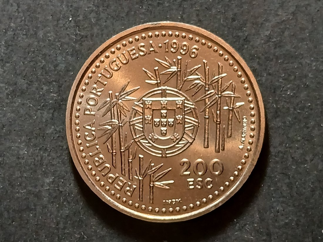  Portugal - 200 Escudos 1996   