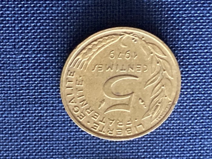 Münze Umlaufmünze Frankreich 5 Centimes 1979