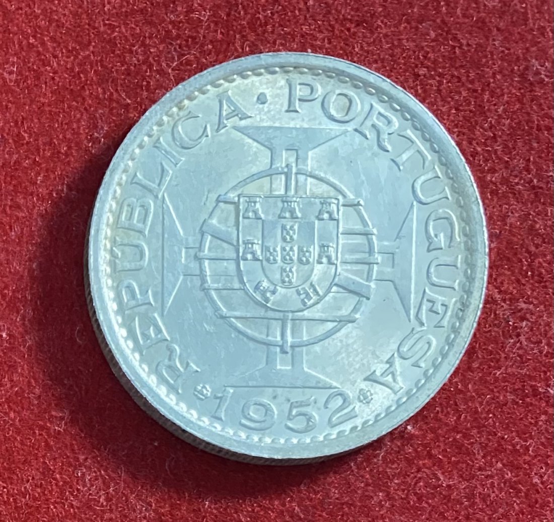  MACAU - 5 PATACAS - 1952 - SILVER   