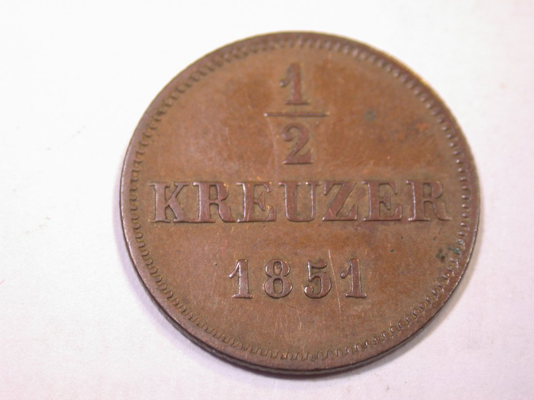  J06 Bayern  1/2 Kreuzer 1851 in ss    Originalbilder   
