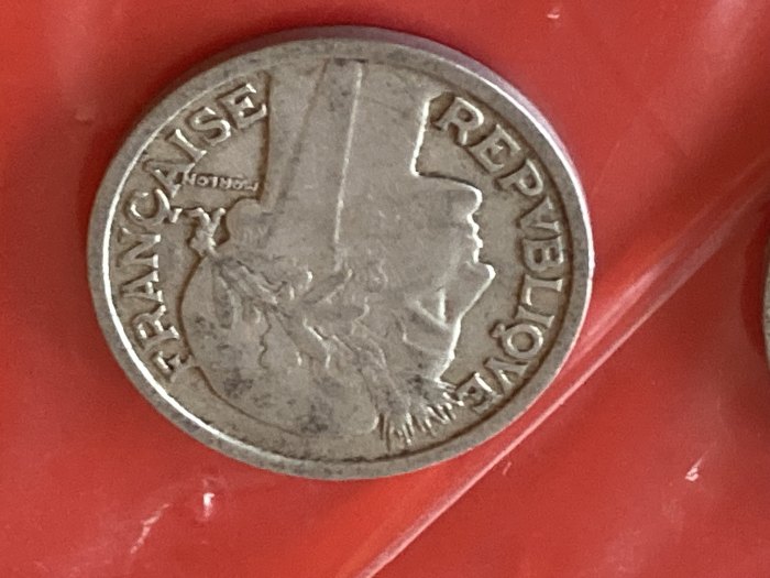  Münze Umlaufmünze Frankreich 2 Francs 1947 ohne Münzzeichen   