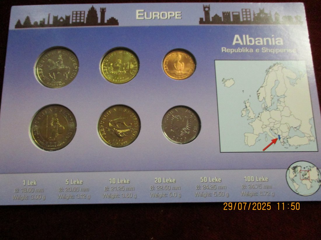  Münzen Albanien siehe Foto Gewicht: 45g/3   