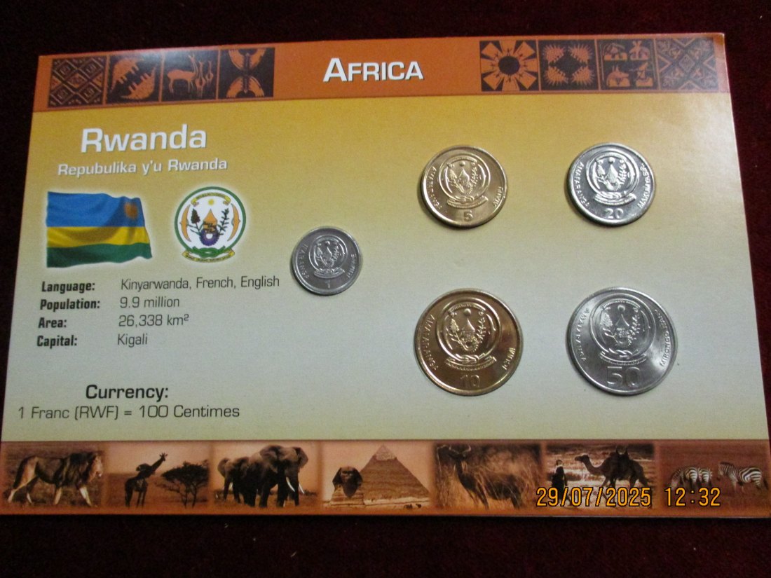  Münzen Afrika siehe Foto Gewicht: 40g/3   