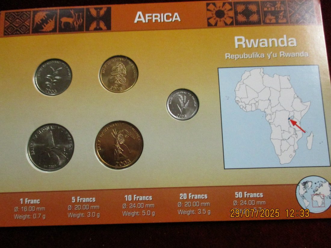  Münzen Afrika siehe Foto Gewicht: 40g/3   