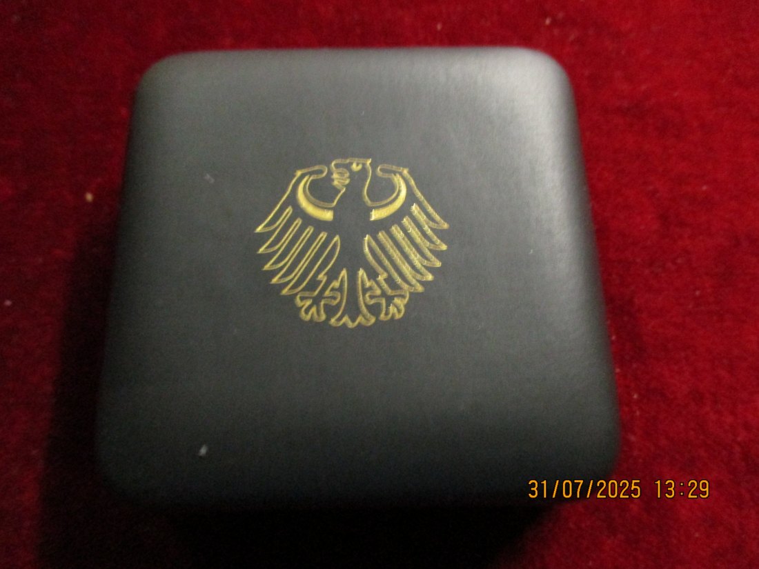  Münz-Etui für 100 € Euro Gold BRD mit Zertifikat und Kapsel 2006 Weltmeisterschaft 54g   