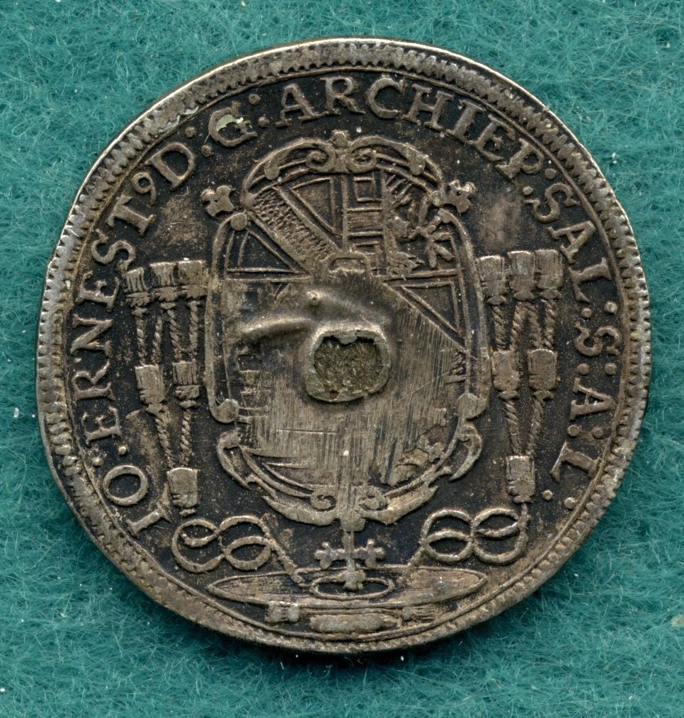  Salzburg - Johann Ernst - 15 Kreuzer 1689 (auf der Rückseite beschädigt)   