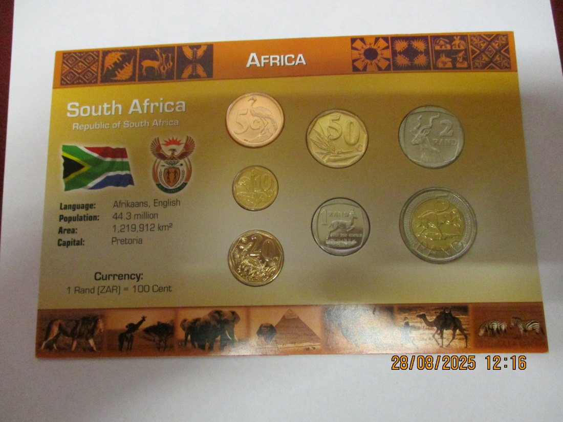  Kursmünzen Afrika siehe Foto Gewicht: Ca- 55g/- 3   