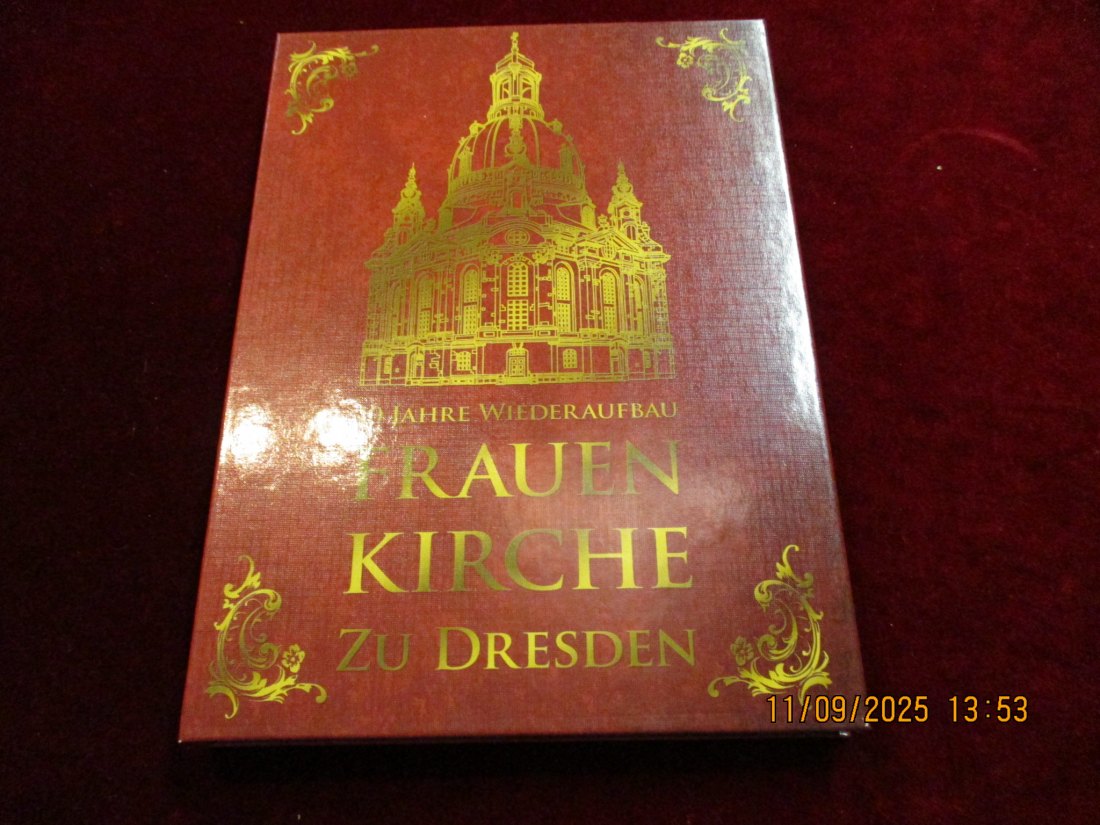  Medaillen Frauenkirche zu Dresden Metall: Cu - Gewicht; 440 Gramm   