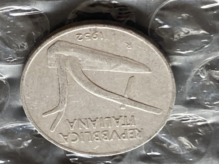  Münze Münzen Umlaufmünze Italien 20 Lire 1952   