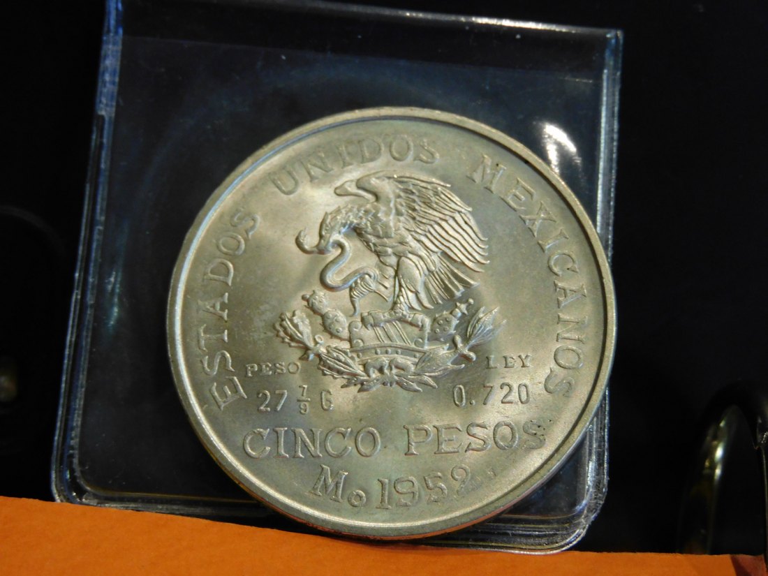  MEXICO 5 PESOS 1952 .GRADE-PLEASE SEE PHOTOS.   
