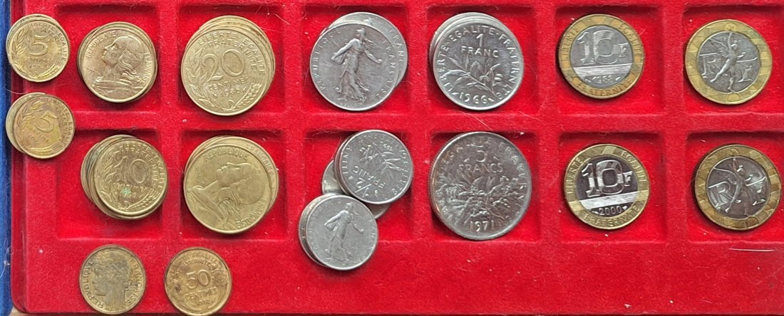  Frankreich 5 Centimes bis 10 Francs 1930er bis 1990er Lot 2 (5 France 1971) Gewicht:194g   