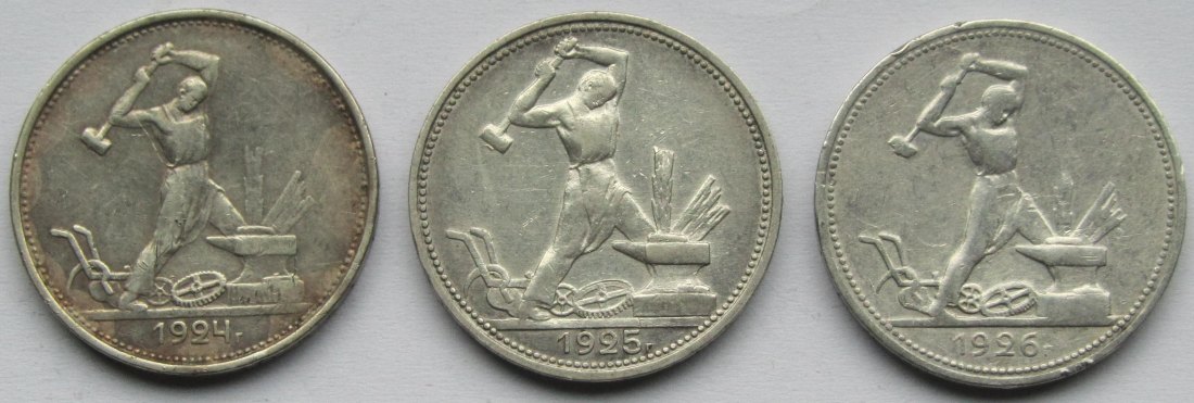  Sowjetunion/Russland: 3 x 50 Kopeken (1924 + 1925 + 1926), zusammen 27 g Feinsilber   