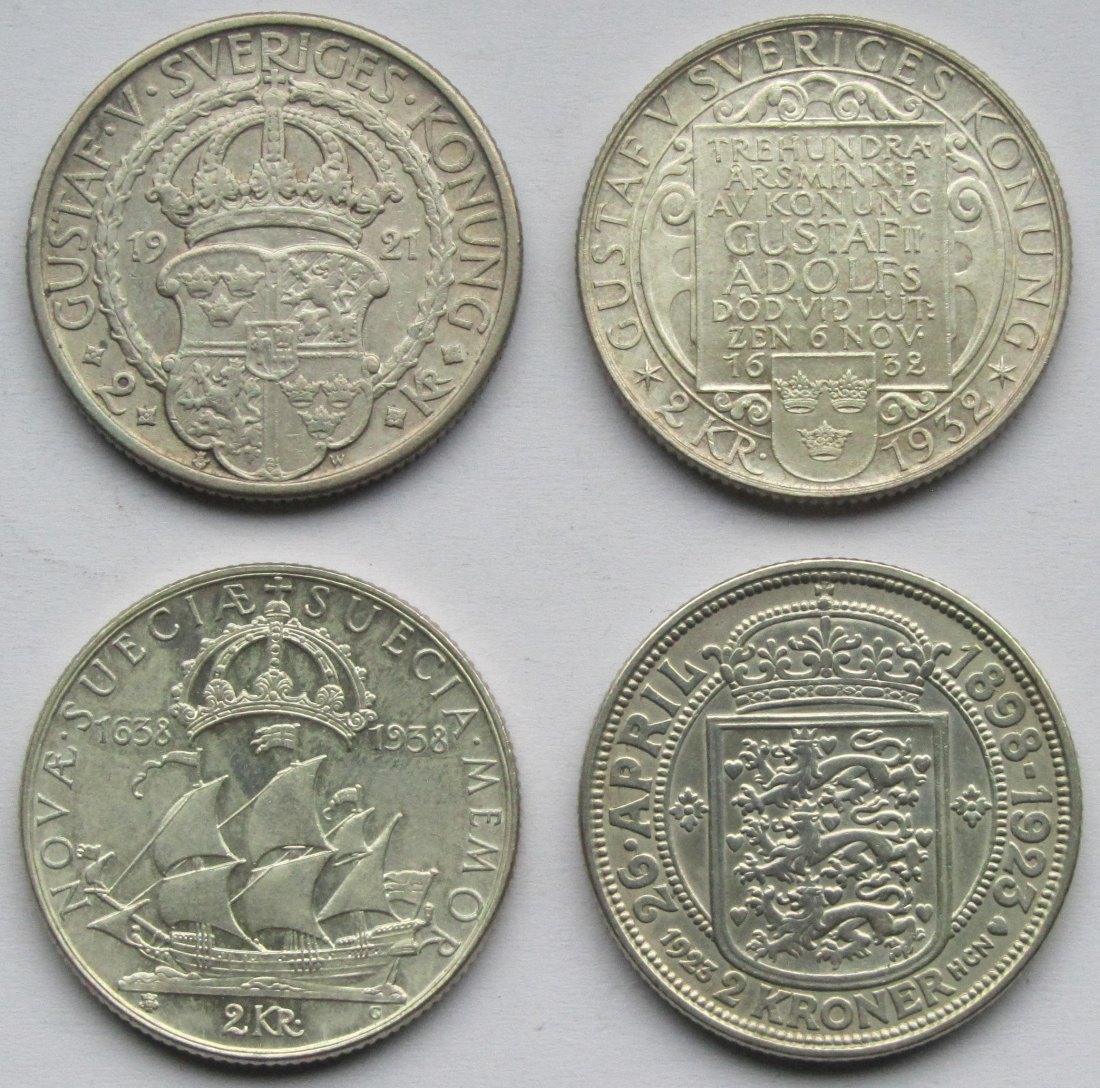  Schweden/Dänemark: 4 x 2 Kronen (1921 + 1932 + 1938 + 1923), zusammen 48 g Feinsilber   