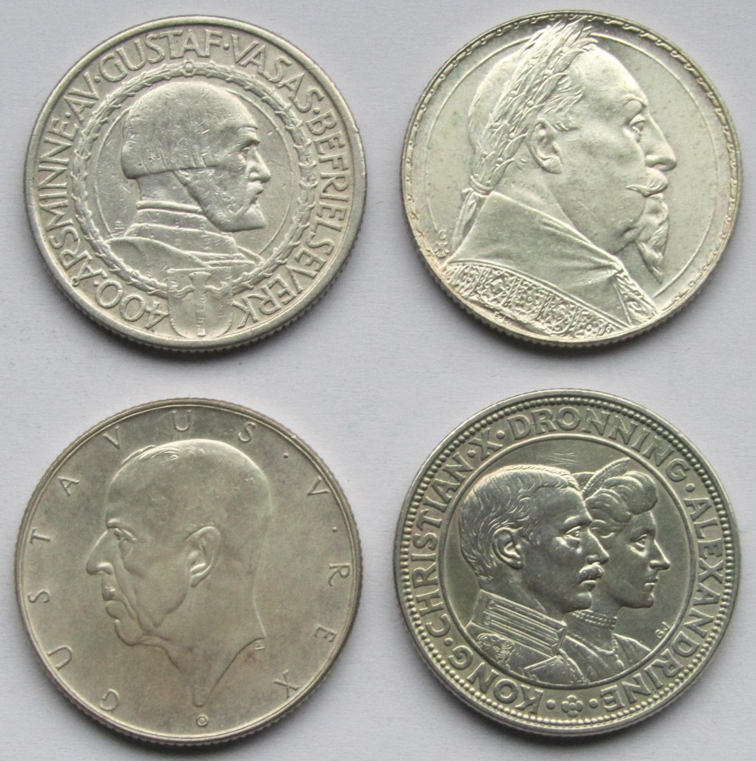  Schweden/Dänemark: 4 x 2 Kronen (1921 + 1932 + 1938 + 1923), zusammen 48 g Feinsilber   