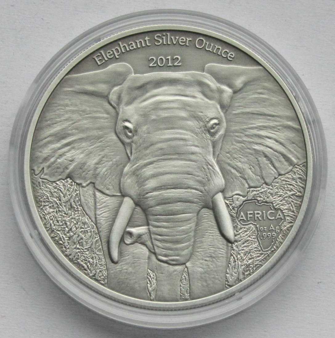 Gabun: Silberunze Elefant 2012   