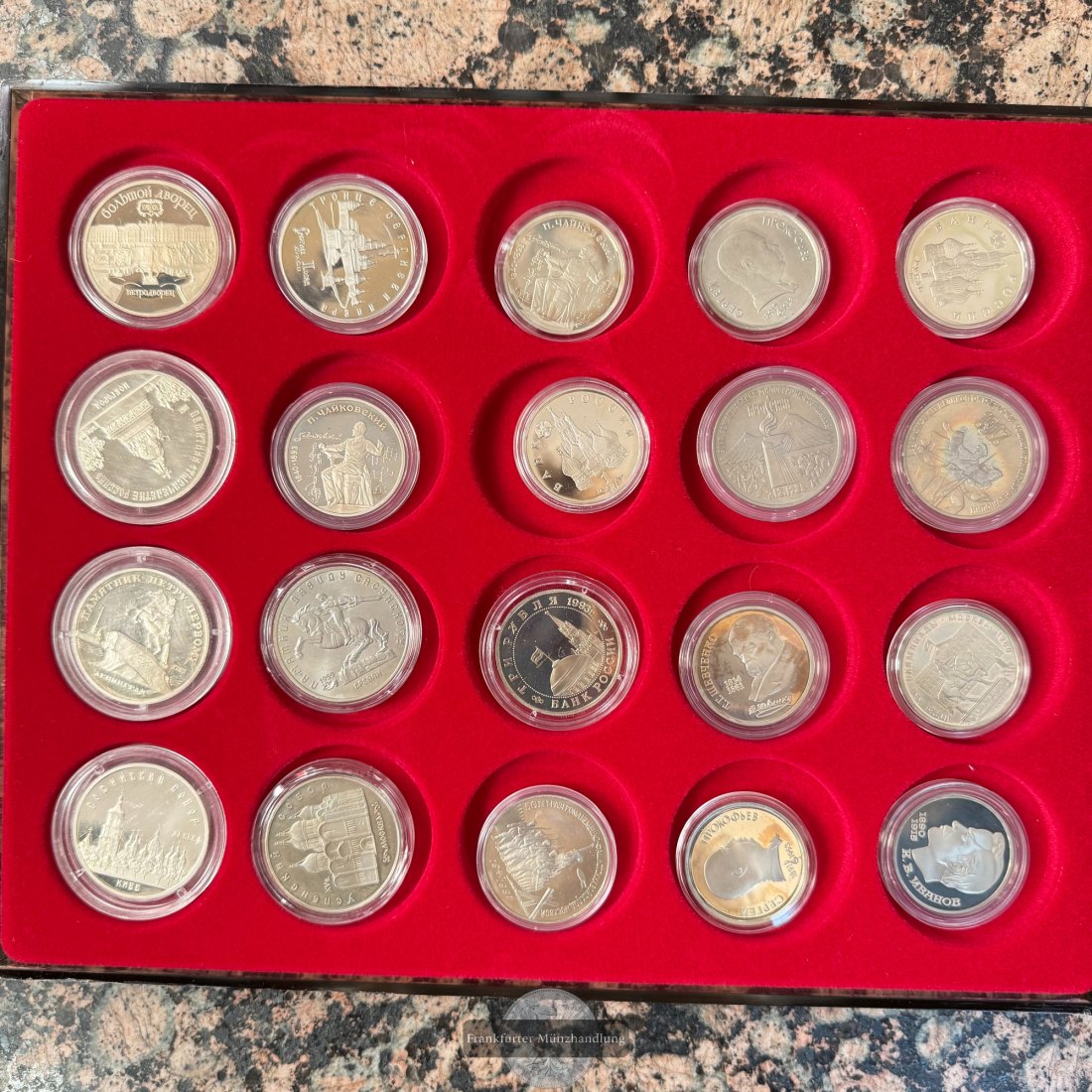  LOT Russland Unedles Metall Div. Münzen div. Jg und Motive FM-Frankfurt CuNi ca.: 290g   