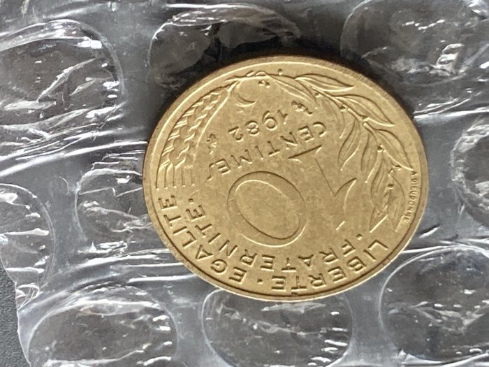 Münze Münzen Umlaufmünze Frankreich 10 Centimes 1982