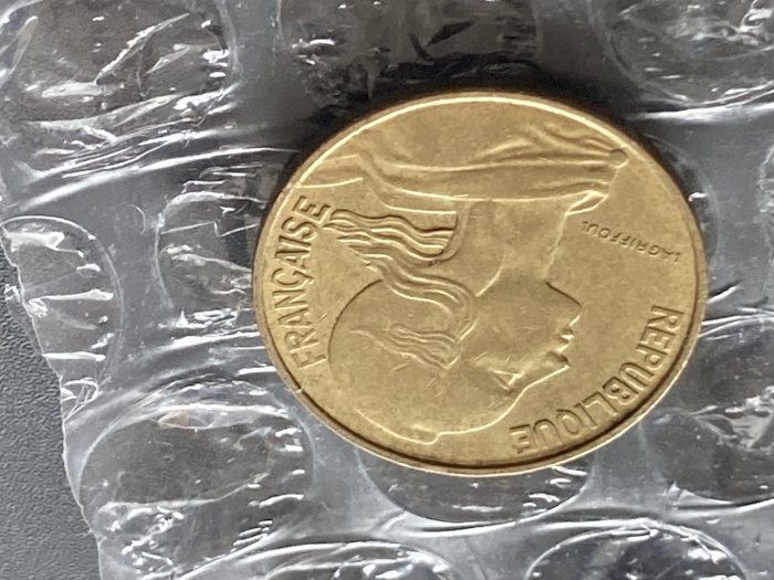  Münze Münzen Umlaufmünze Frankreich 10 Centimes 1982   