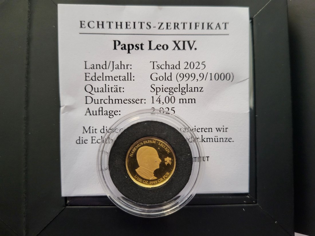  3000 Francs 2025 Goldmünze 1/100 Oz 999,9 Papst Leo XIV. Tschad Spittalgold9800 (5526   