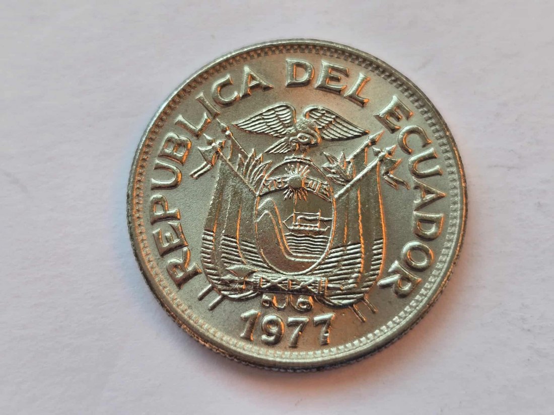  Ecuador 10 Cent 1977 STG   
