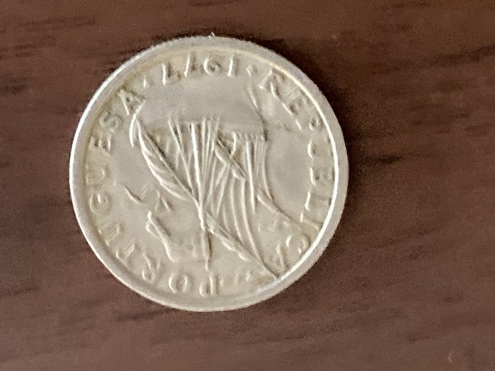 Umlaufmünze Portugal 2,50 Escudos 1977