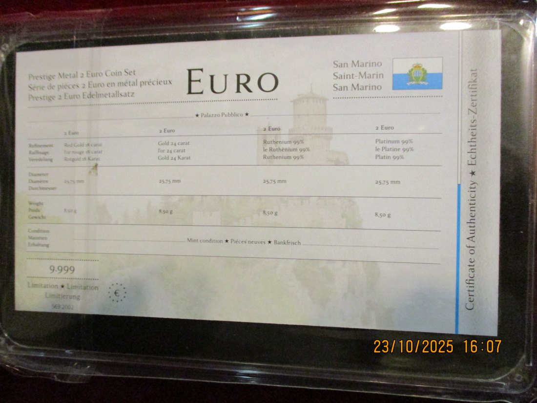  2 Euro Set San Marino siehe Foto Gewicht: Ca 110,g   